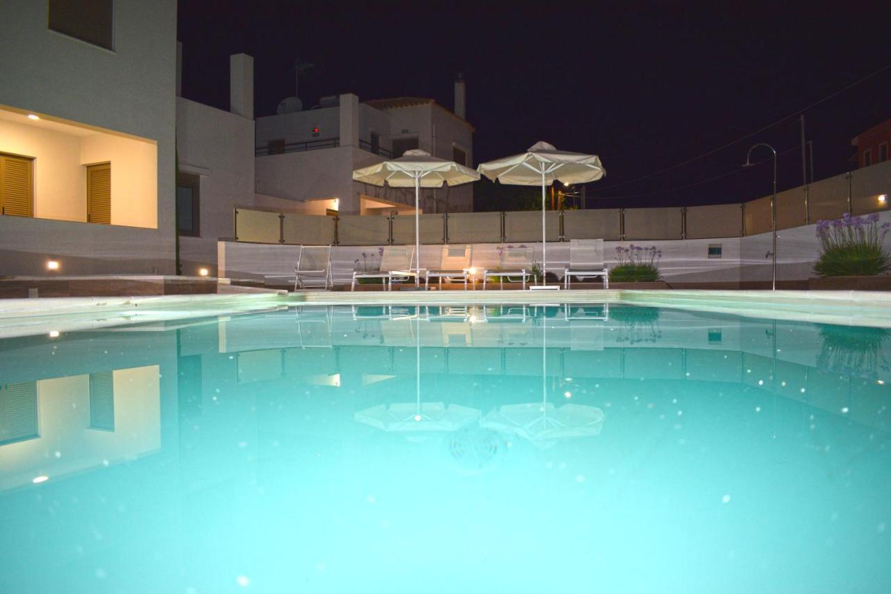 Four Seasons Homes Stalós 외부 사진