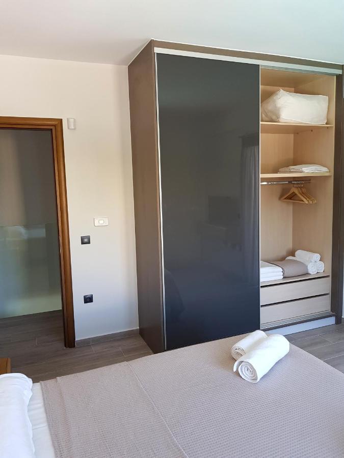 Four Seasons Homes Stalós 외부 사진